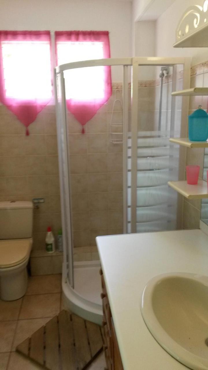 Kay Zanndoli Apartman La Trinité Kültér fotó